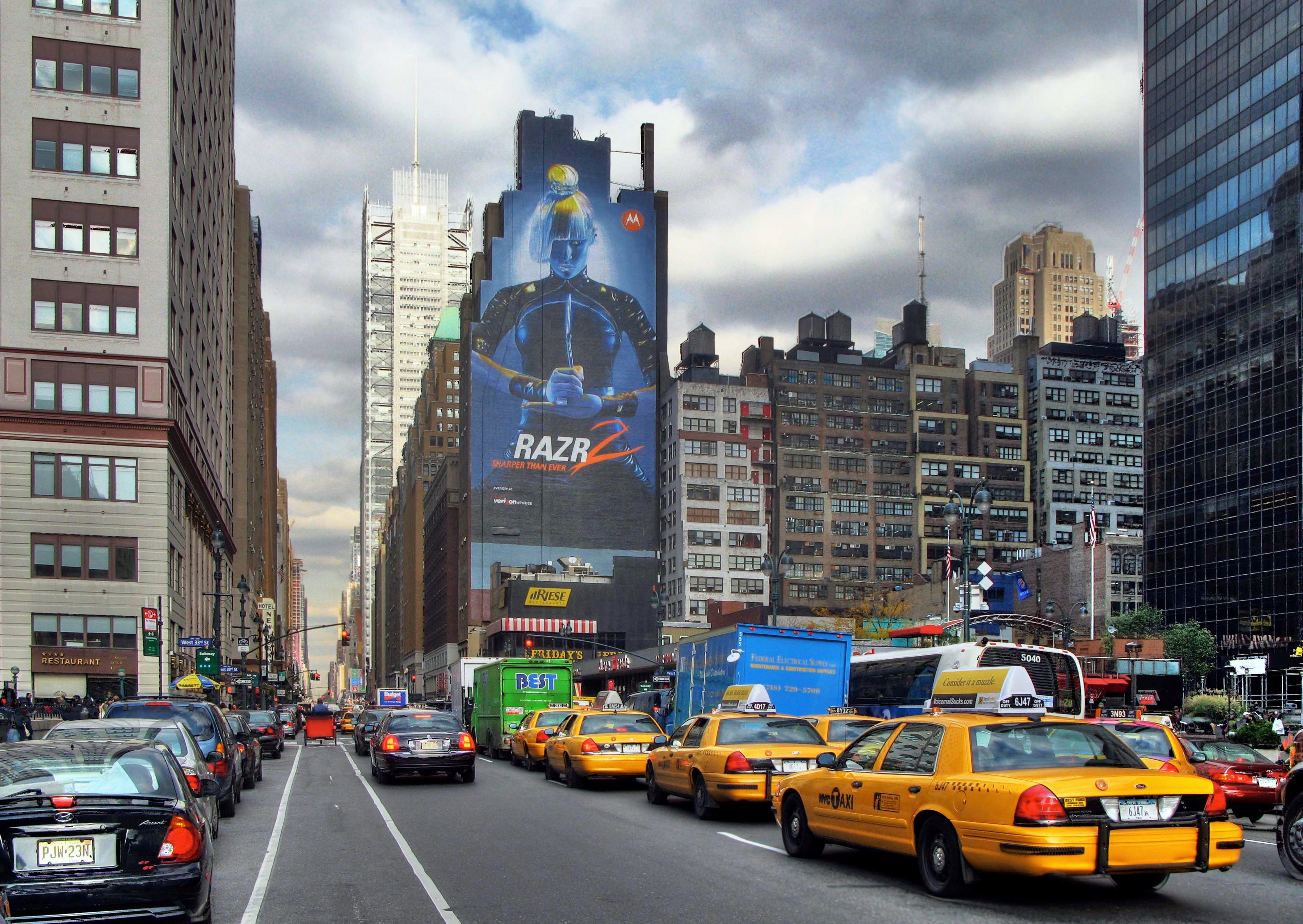 8th_Ave_Manhattan